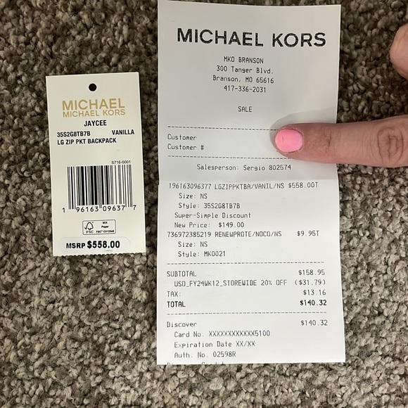 BEAUTIFUL Michael Kors Backpack. Like New!!! - Picture 10 of 10